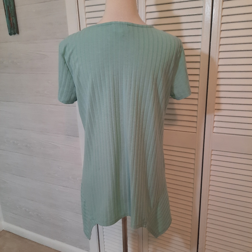 Olive+oak crisscross seafoam sharkbite top blouse LG - Picture 2 of 6